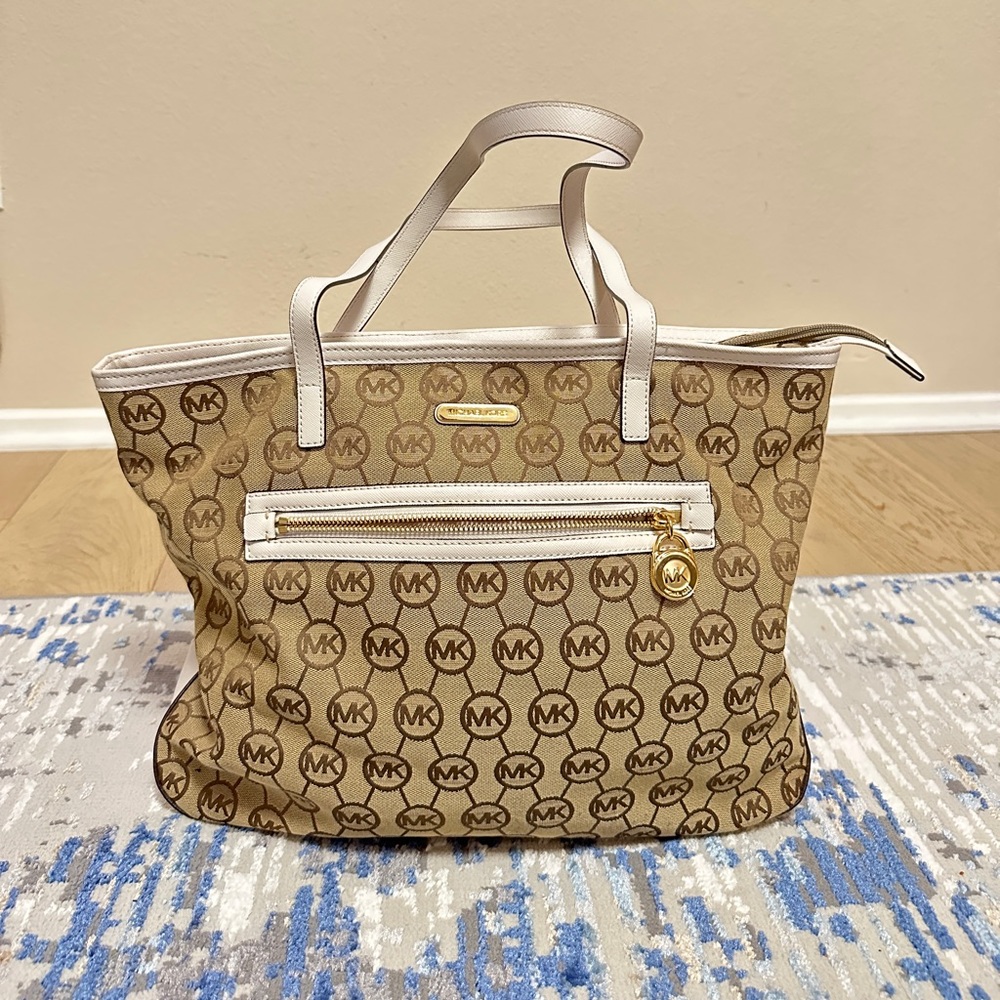 Michael Kors Medium Tote Bag with Zipper